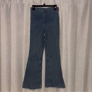 NE5 Jeans Denim and White Striped High Rise Bellbottoms Stretch Super Cute